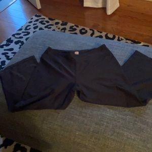 Lucy crop workout pants